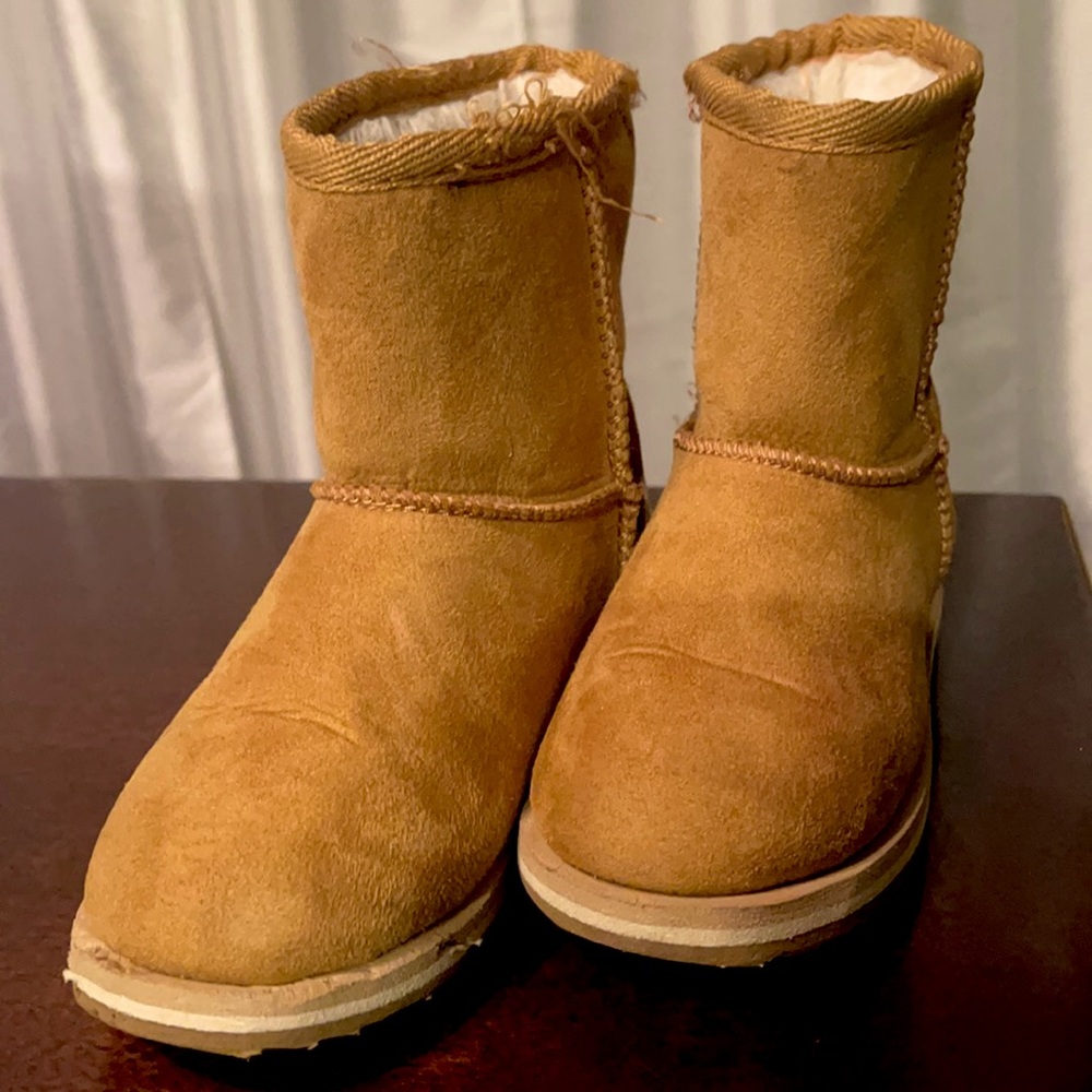 Faux Fur Liner Toddler Boots.